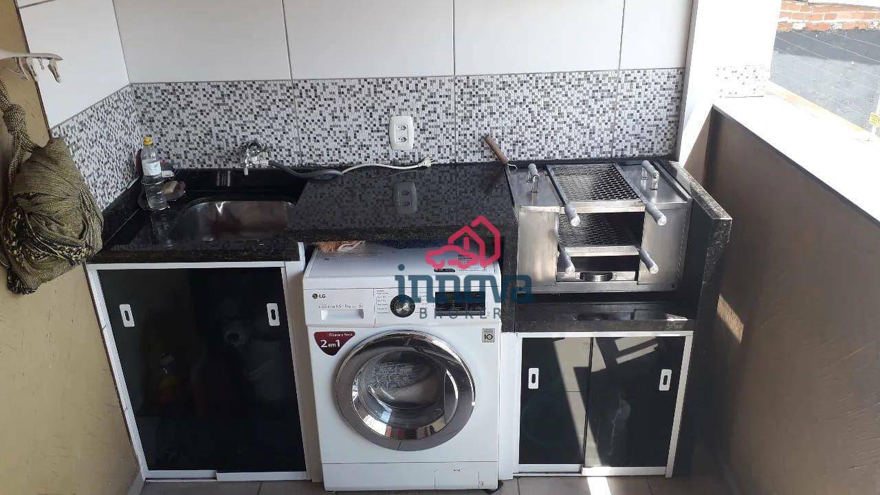 Apartamento à venda com 2 quartos, 48m² - Foto 2