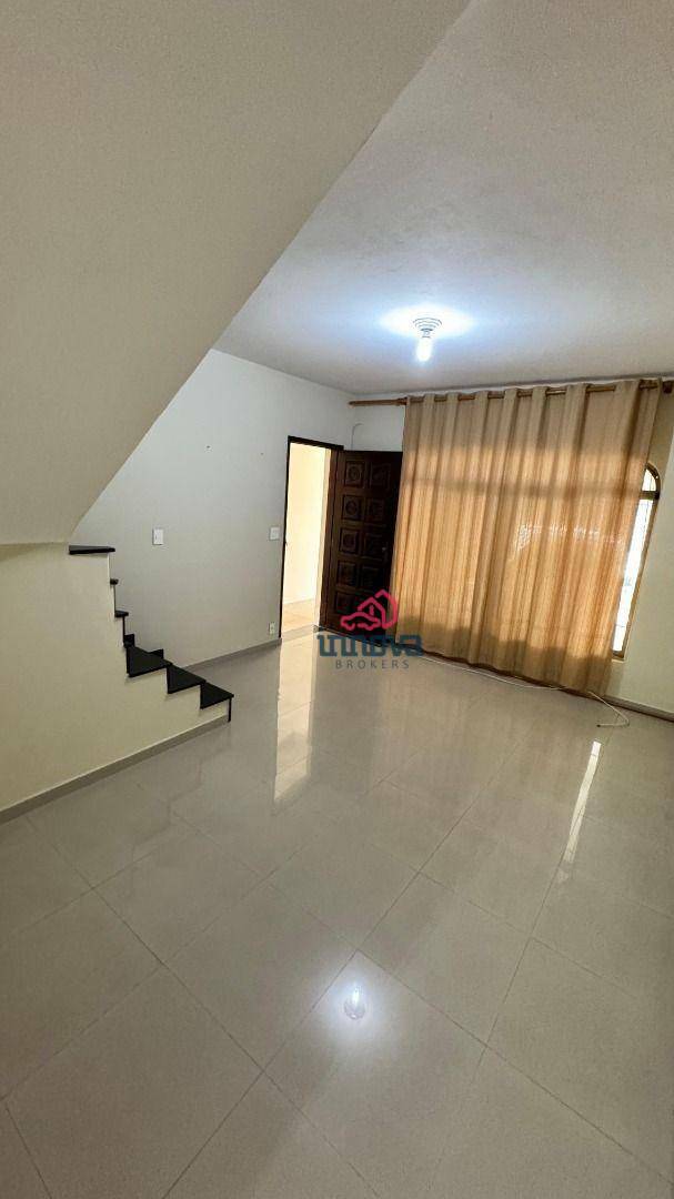 Sobrado à venda com 3 quartos, 179m² - Foto 4