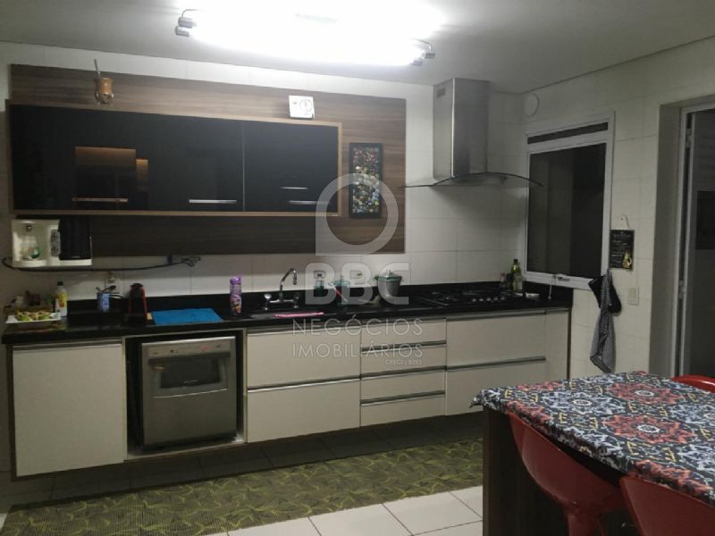 Apartamento à venda com 3 quartos, 146m² - Foto 8