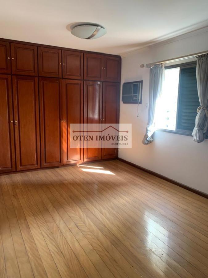 Apartamento à venda com 3 quartos, 192m² - Foto 11