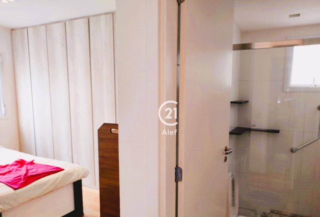 Apartamento à venda com 3 quartos, 157m² - Foto 14