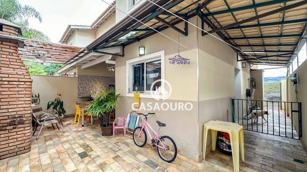 Casa de Condomínio à venda com 4 quartos, 165m² - Foto 17