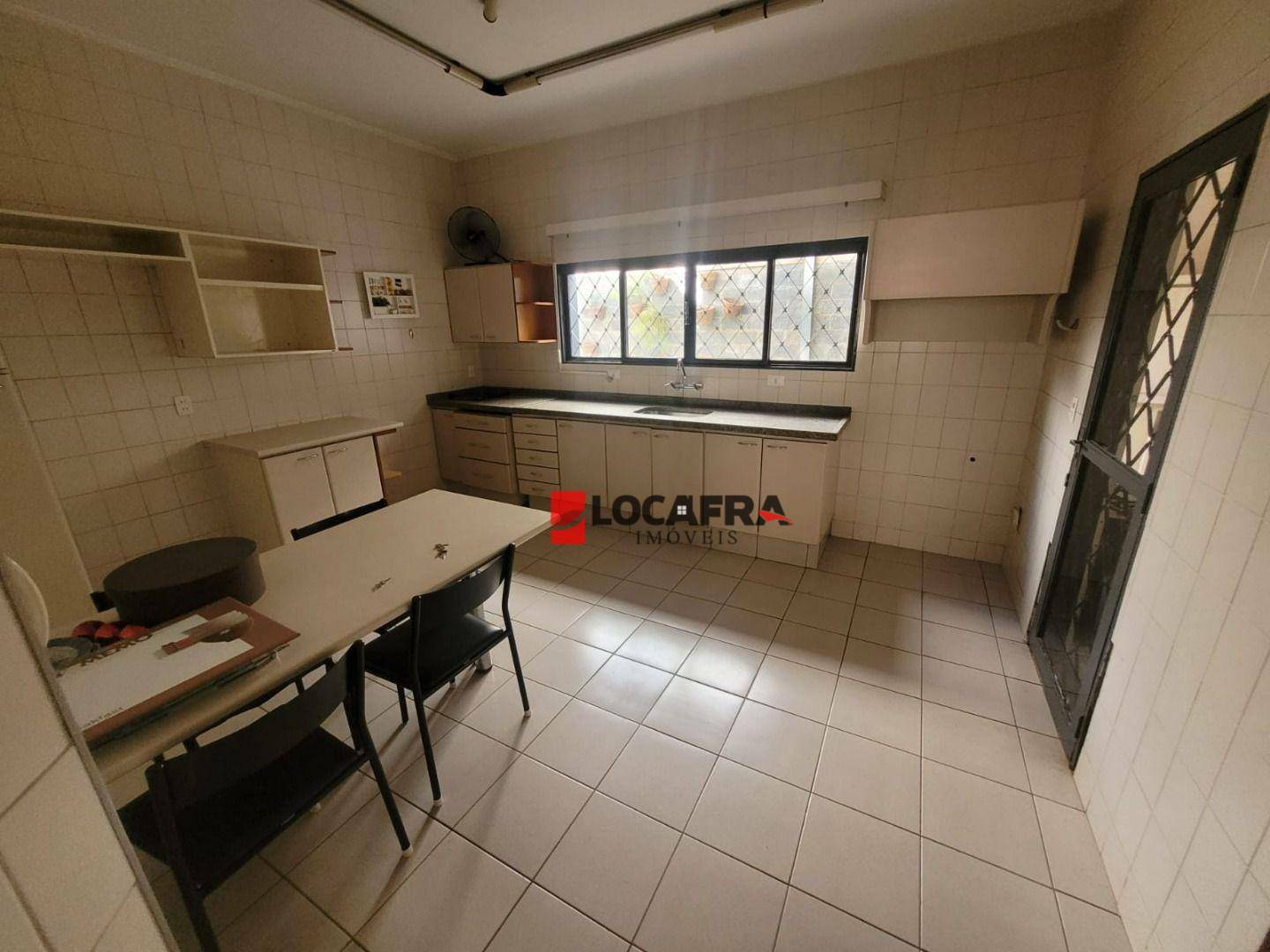 Casa à venda com 3 quartos, 576M2 - Foto 18