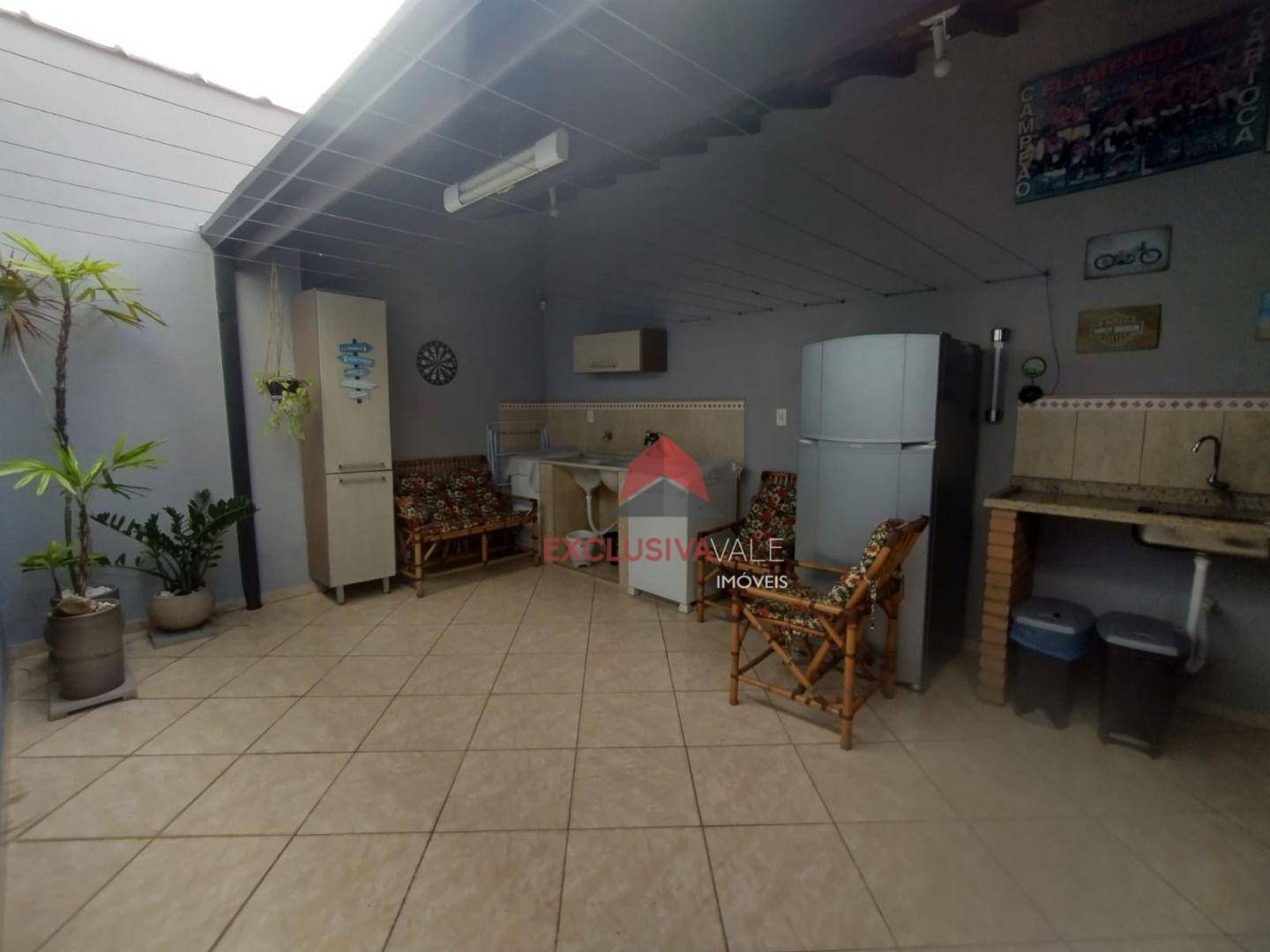 Casa à venda com 3 quartos, 154m² - Foto 11