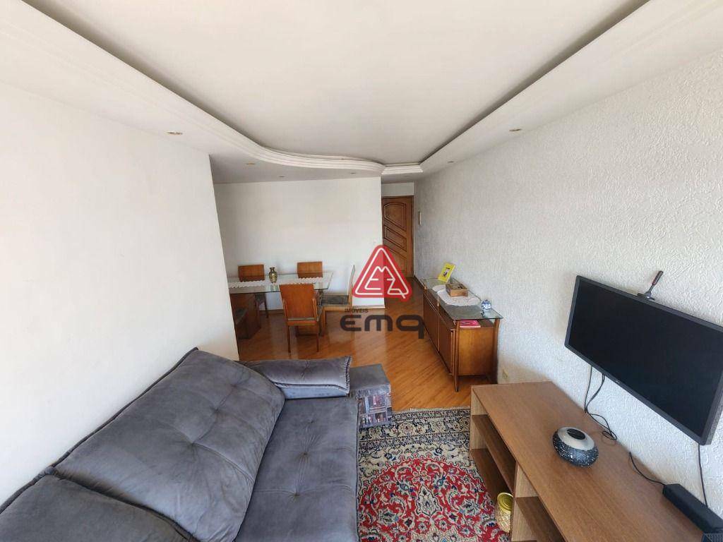 Apartamento para alugar com 3 quartos, 70m² - Foto 7