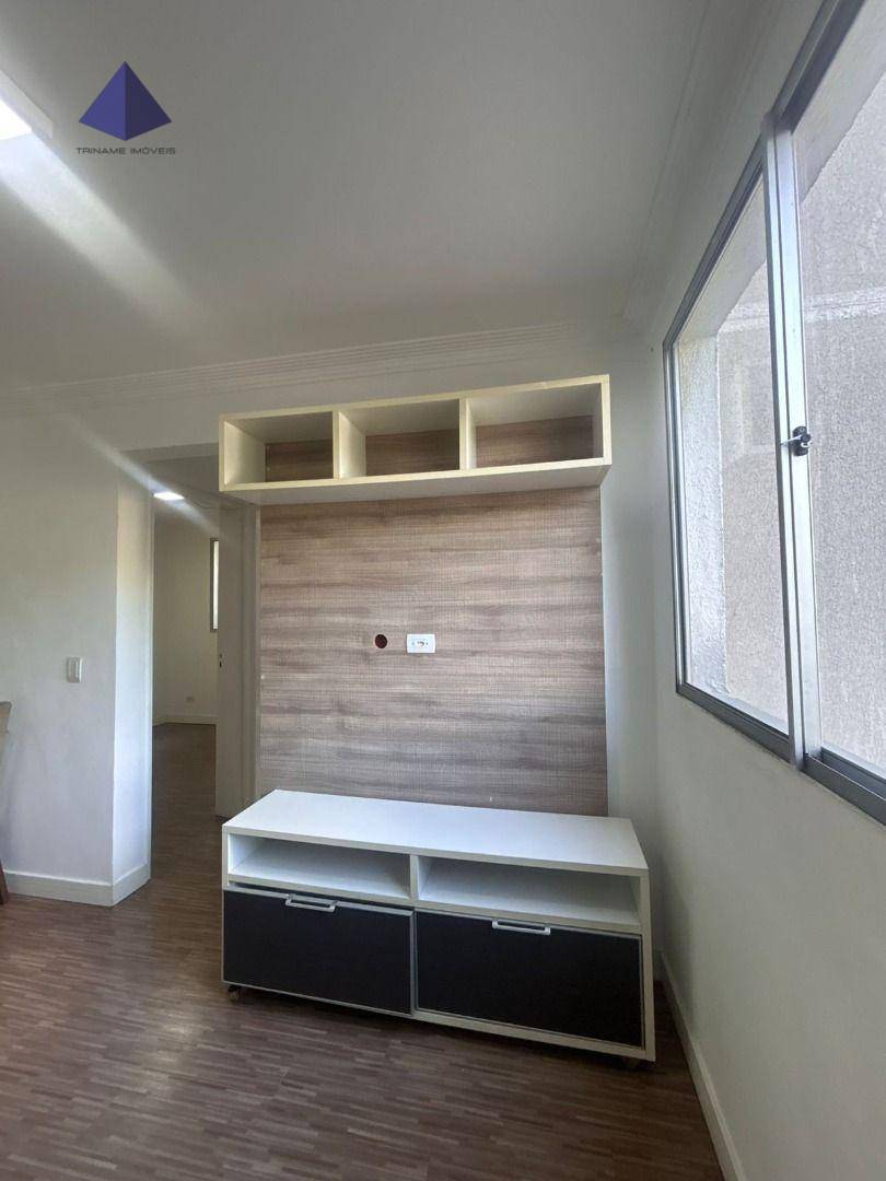 Apartamento para alugar com 2 quartos, 45m² - Foto 11