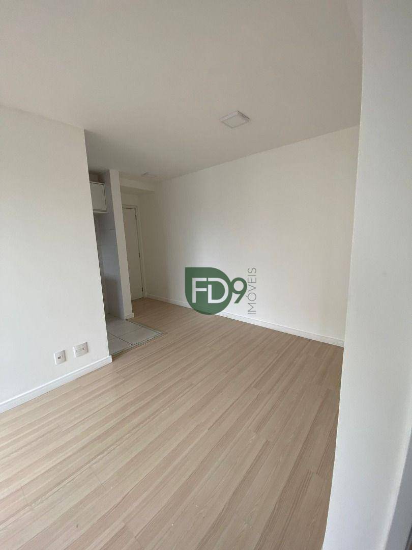 Apartamento à venda com 2 quartos, 50m² - Foto 17