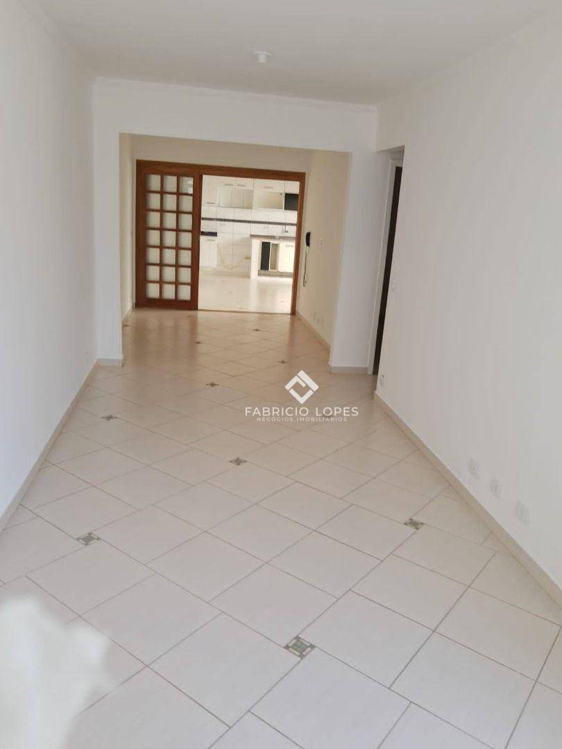 Casa à venda com 2 quartos, 104m² - Foto 1