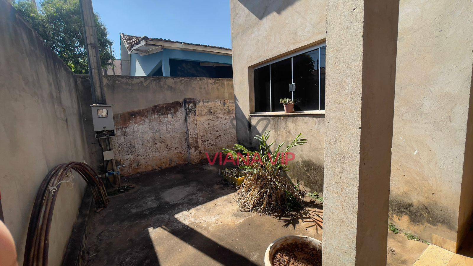 Casa, 3 quartos, 215 m² - Foto 2