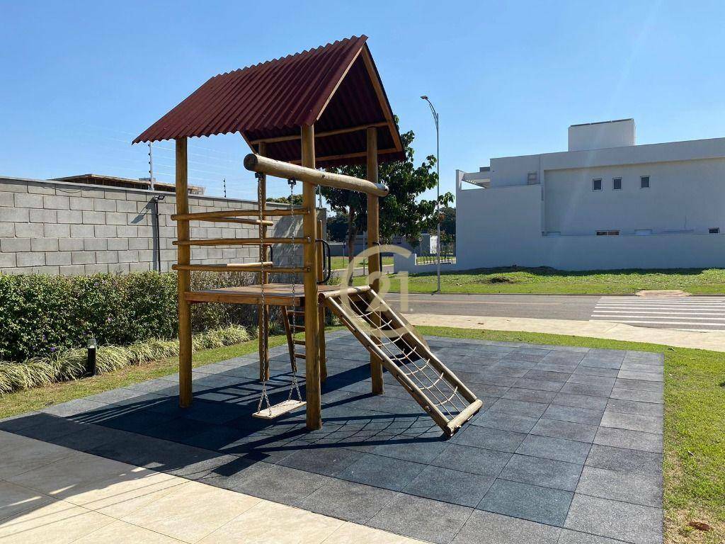 Casa de Condomínio à venda com 4 quartos, 300m² - Foto 28
