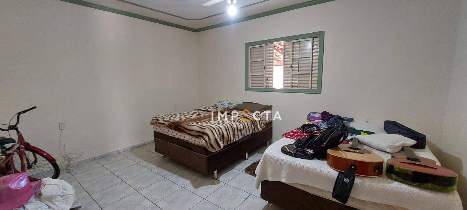 Chácara à venda com 8 quartos, 800m² - Foto 23