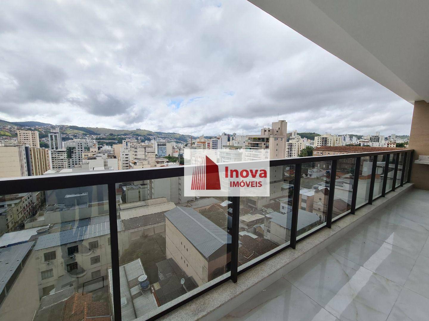 Apartamento à venda com 4 quartos, 225m² - Foto 9