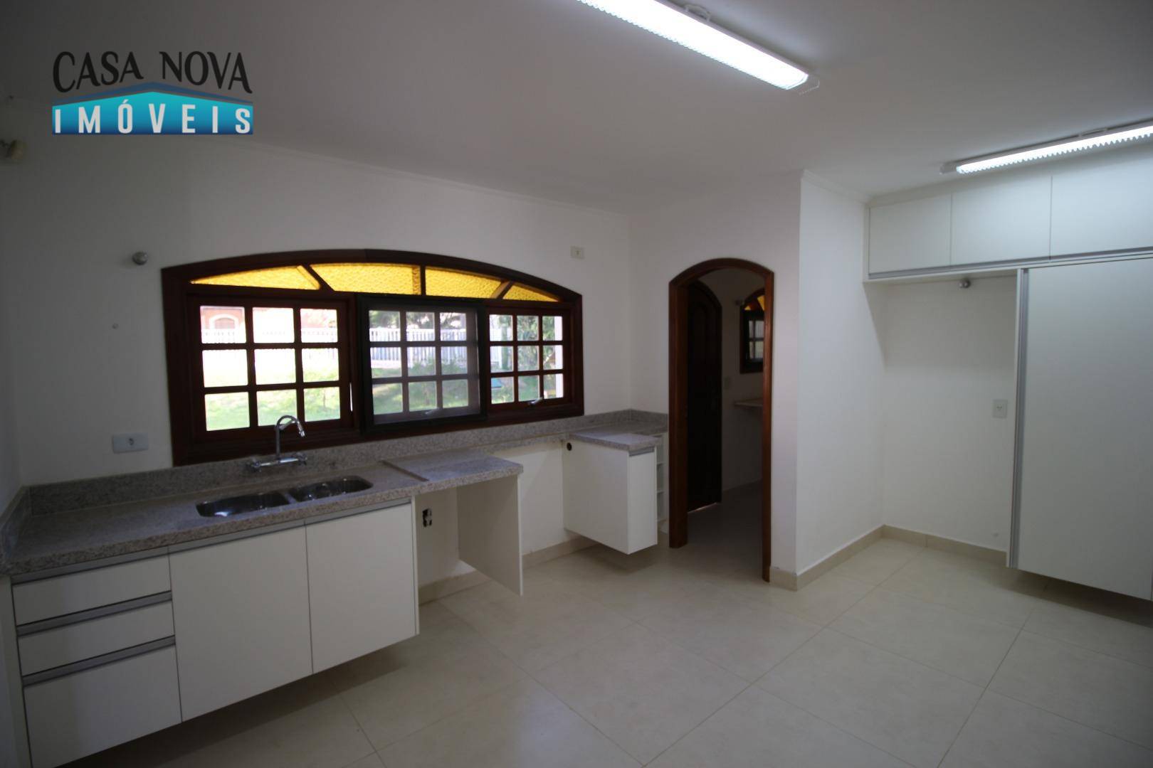 Casa de Condomínio à venda com 3 quartos, 300m² - Foto 10