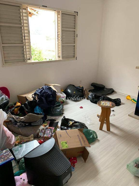 Casa à venda com 3 quartos, 250m² - Foto 24