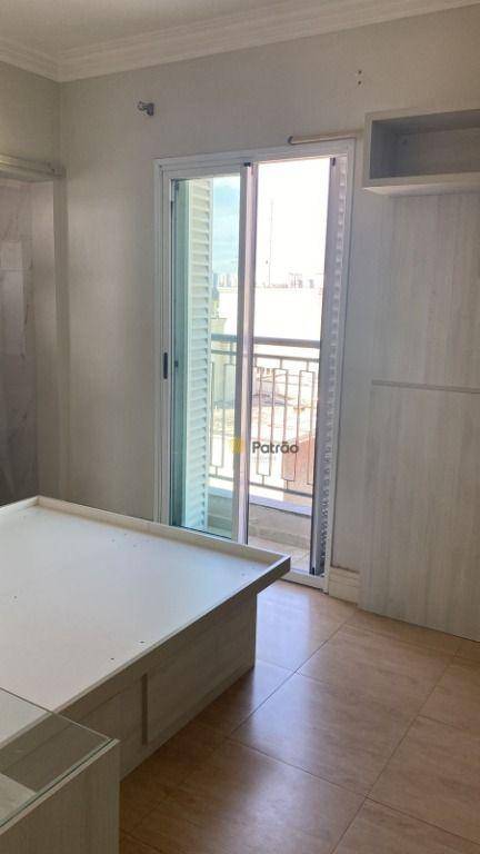 Cobertura à venda com 3 quartos, 220m² - Foto 12