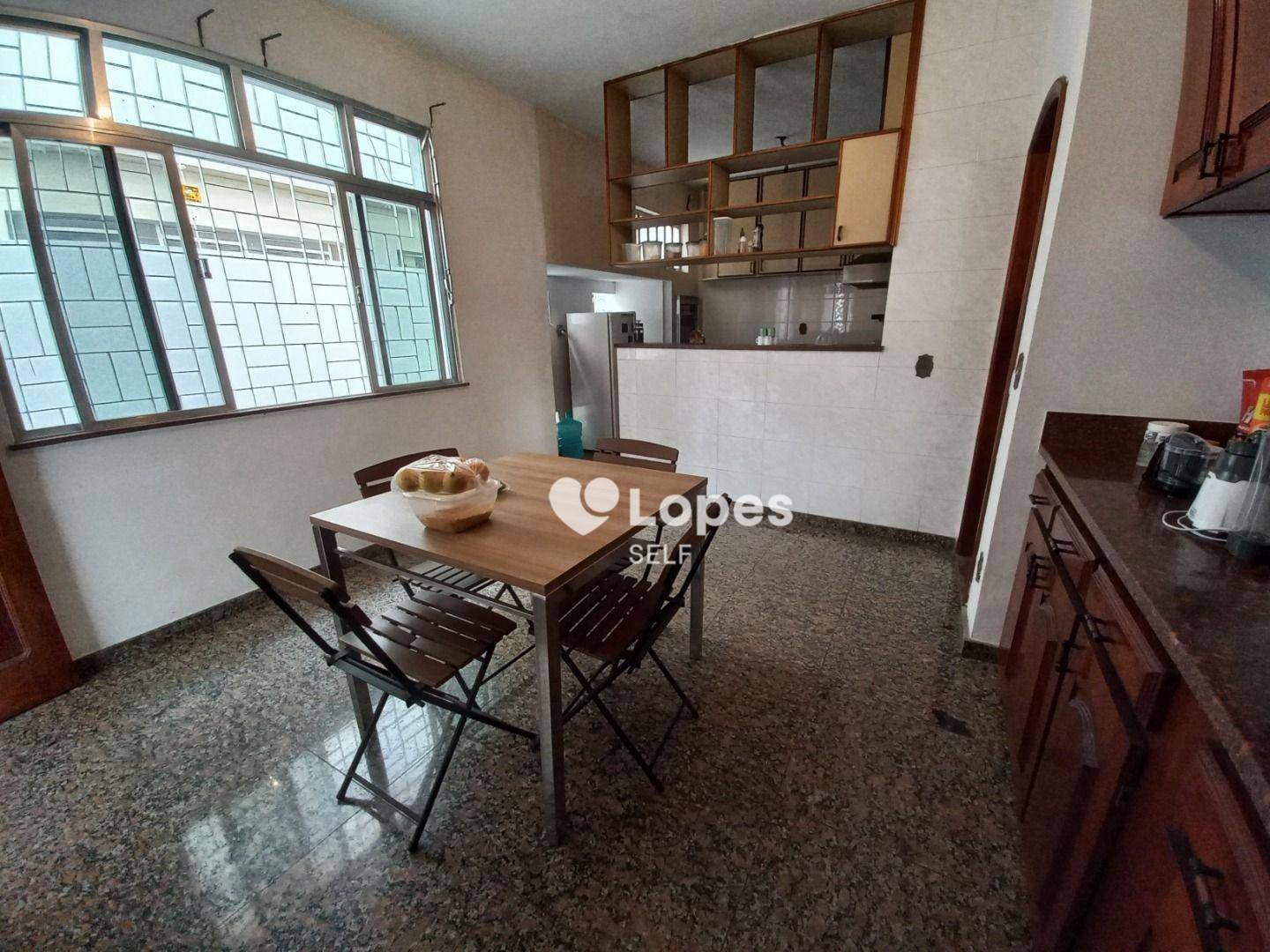 Casa à venda com 6 quartos, 450m² - Foto 15