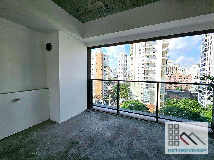 Apartamento à venda com 3 quartos, 227m² - Foto 18