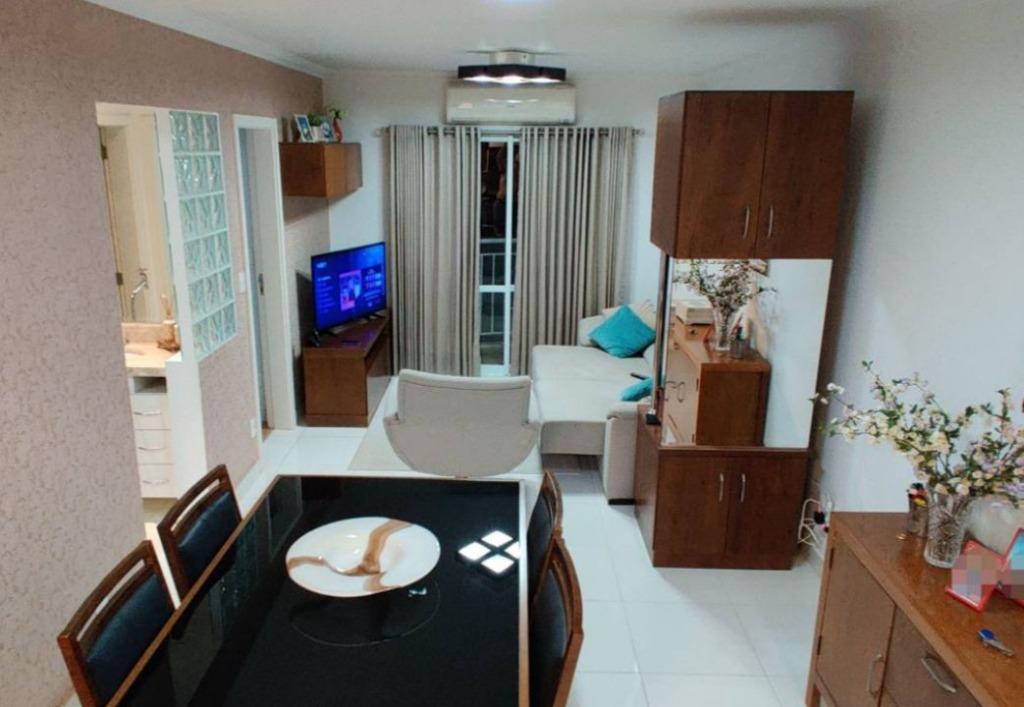 Apartamento à venda com 2 quartos, 61m² - Foto 1