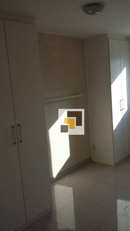 Apartamento à venda com 2 quartos, 57m² - Foto 18