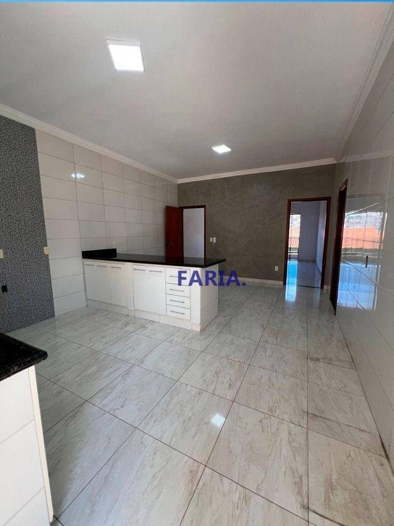 Casa à venda com 3 quartos, 1M2 - Foto 8