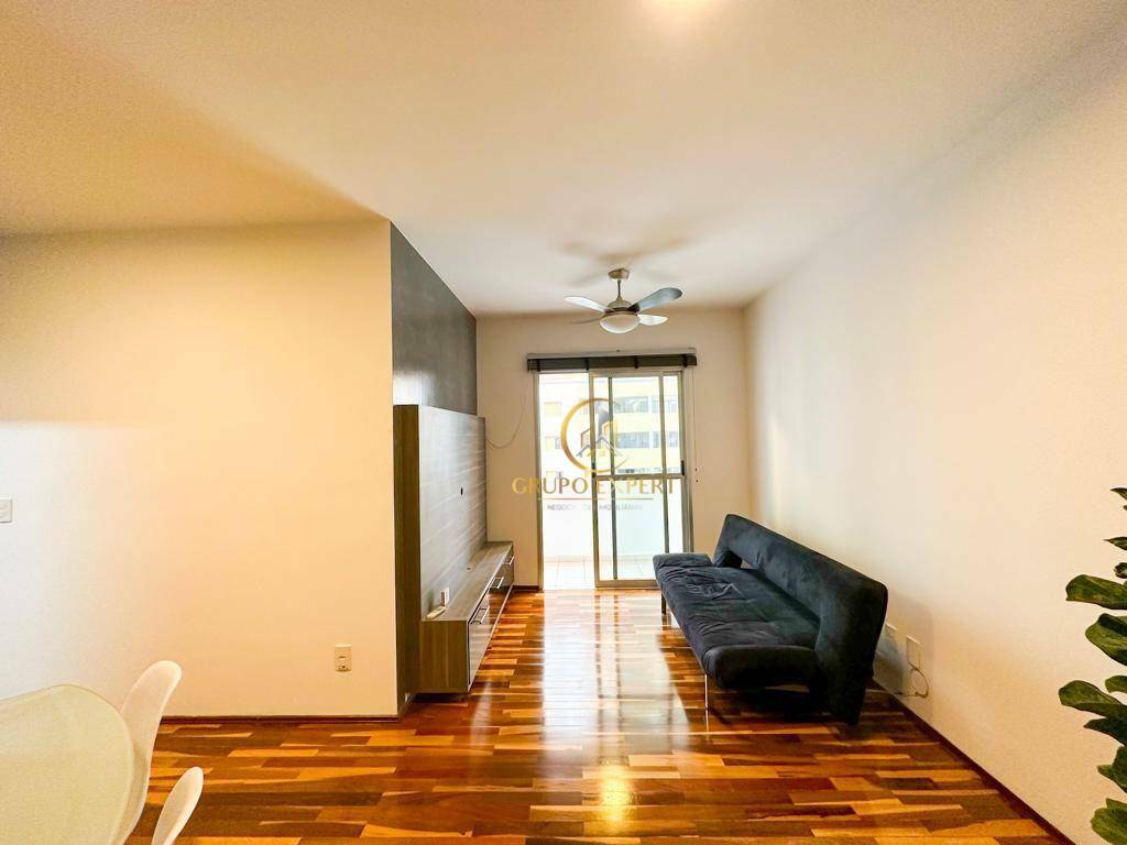Apartamento para alugar com 2 quartos, 74m² - Foto 5