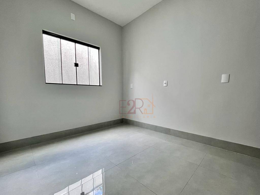 Casa à venda com 3 quartos, 87m² - Foto 10