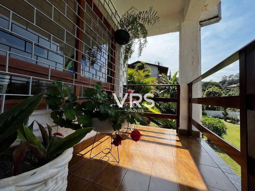 Casa à venda com 5 quartos, 380m² - Foto 31