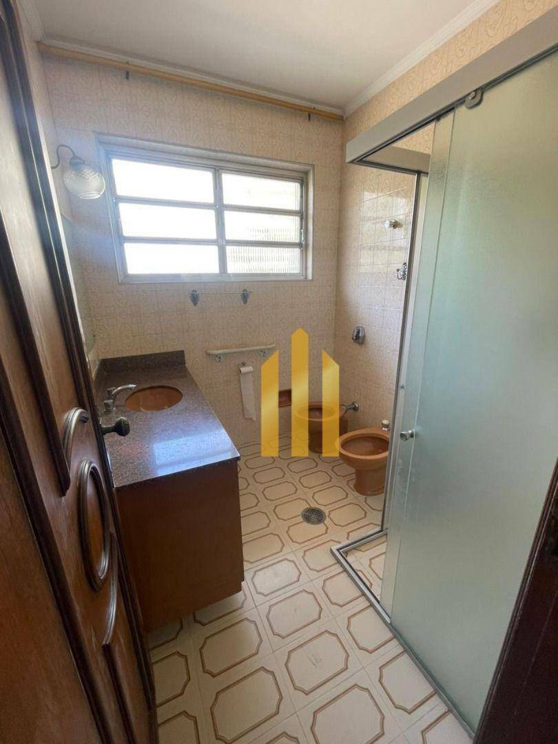 Sobrado à venda e aluguel com 4 quartos, 300m² - Foto 26