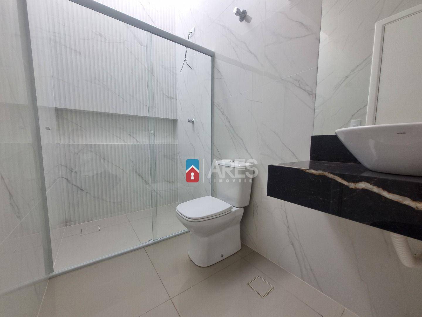 Casa à venda com 3 quartos, 125m² - Foto 11