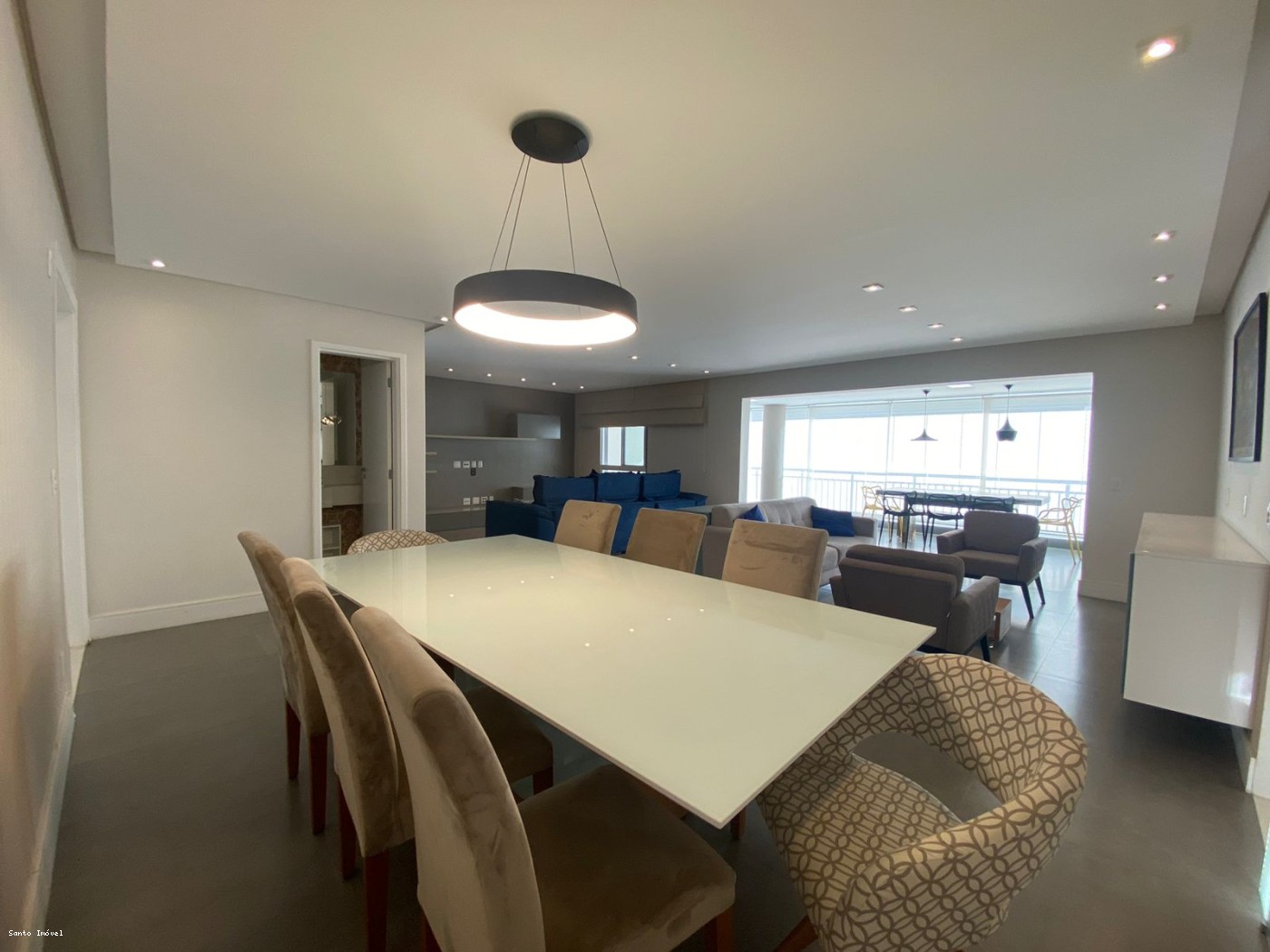 Apartamento para alugar com 3 quartos, 198m² - Foto 2