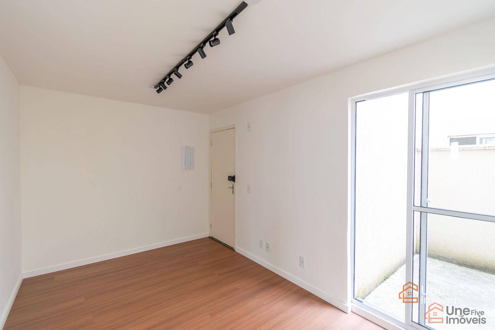 Apartamento à venda com 2 quartos, 57m² - Foto 5