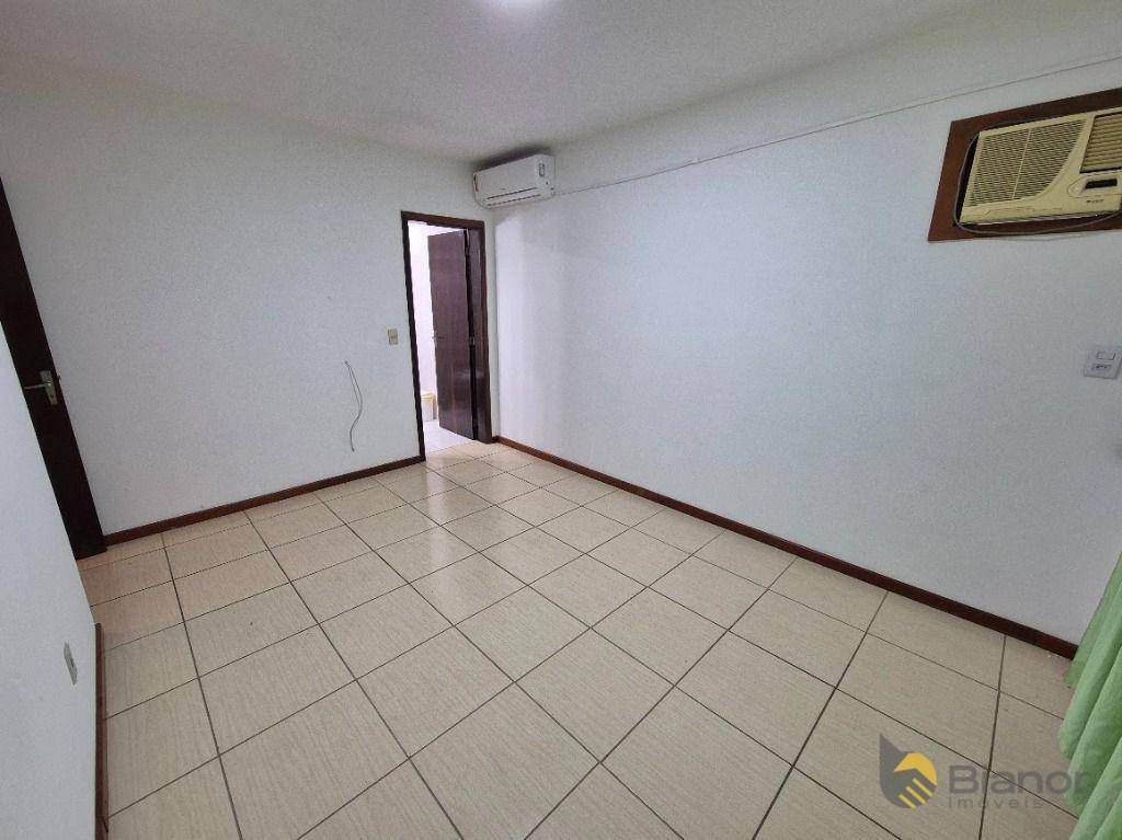 Apartamento para alugar com 3 quartos, 100m² - Foto 9