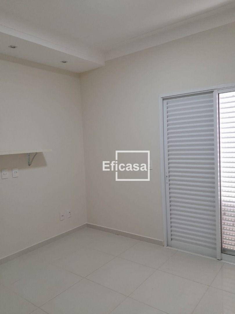 Casa à venda com 3 quartos, 300m² - Foto 18