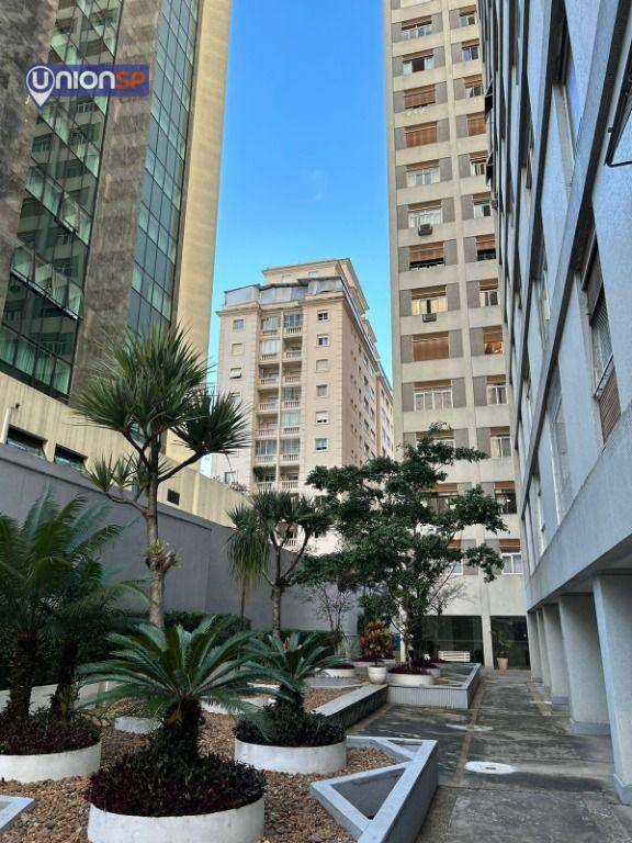 Apartamento à venda com 3 quartos, 162m² - Foto 27