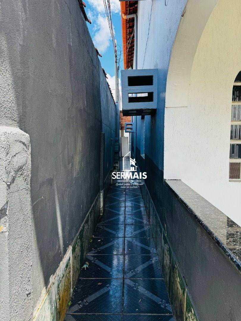 Casa à venda e aluguel com 4 quartos, 524m² - Foto 14