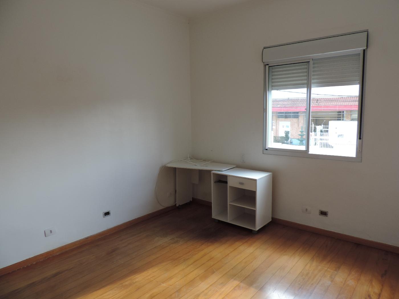 Casa para alugar com 3 quartos, 230m² - Foto 10