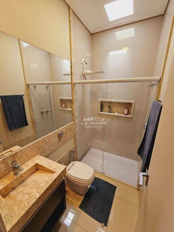 Casa de Condomínio à venda com 3 quartos, 208m² - Foto 28