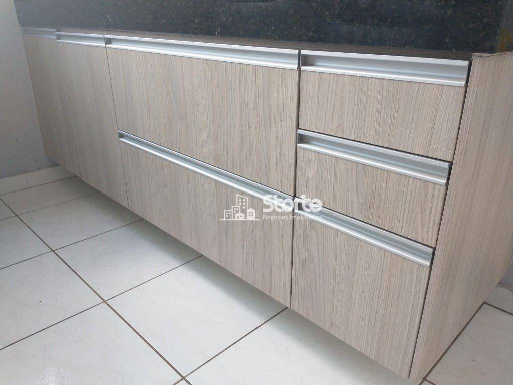 Apartamento à venda com 2 quartos, 42m² - Foto 2