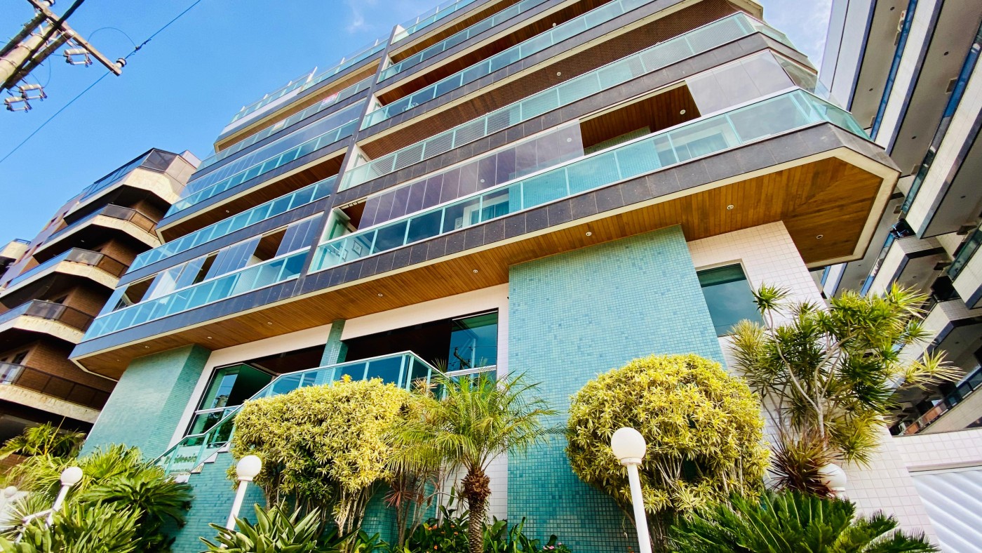 Cobertura à venda com 4 quartos, 250m² - Foto 1