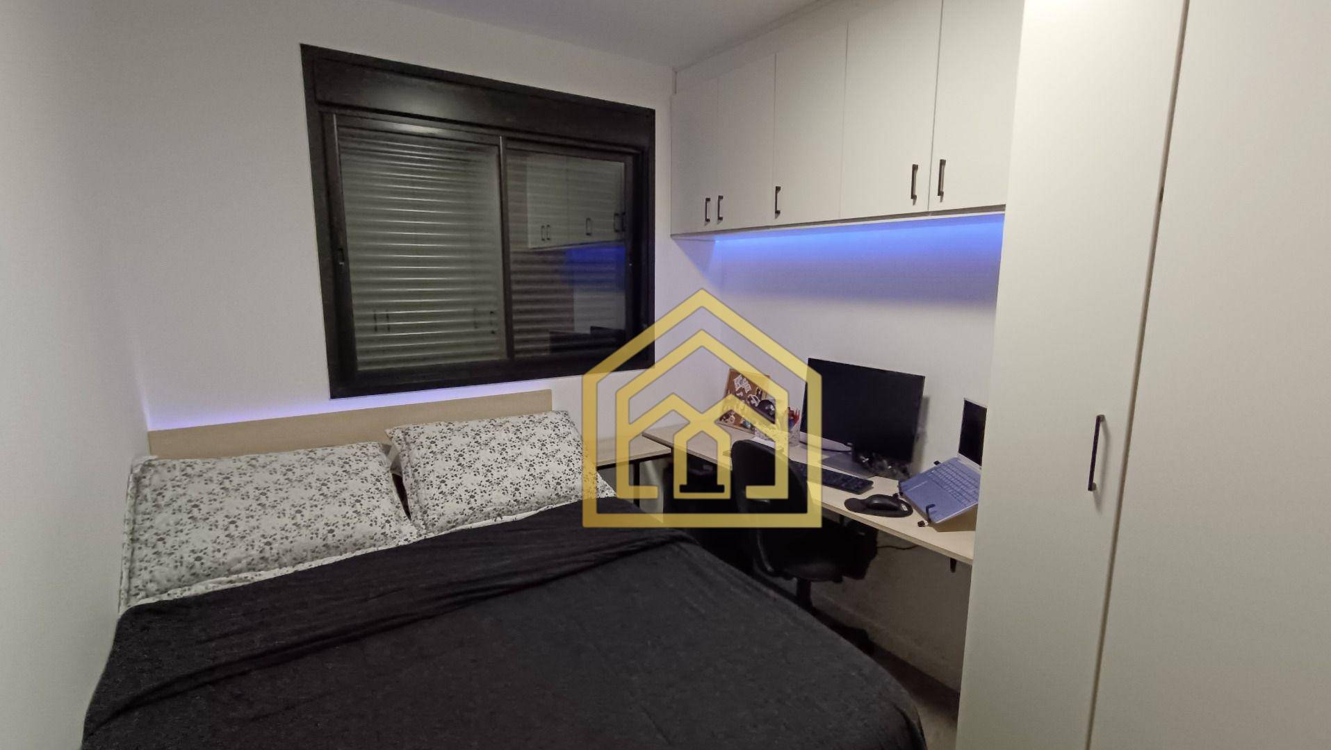 Apartamento à venda com 2 quartos, 34m² - Foto 24