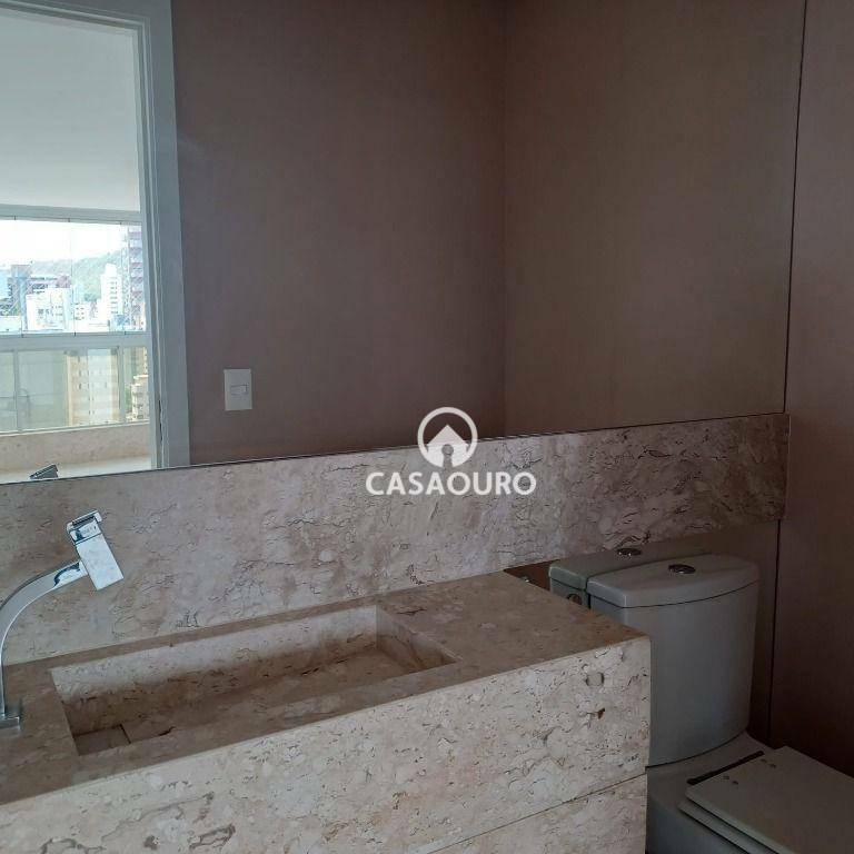 Apartamento à venda com 4 quartos, 217m² - Foto 5