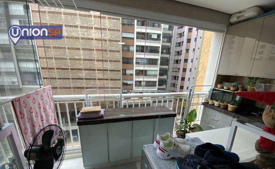 Apartamento à venda com 2 quartos, 64m² - Foto 4