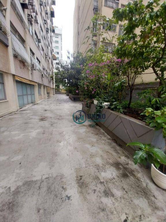 Apartamento à venda com 2 quartos, 115m² - Foto 52