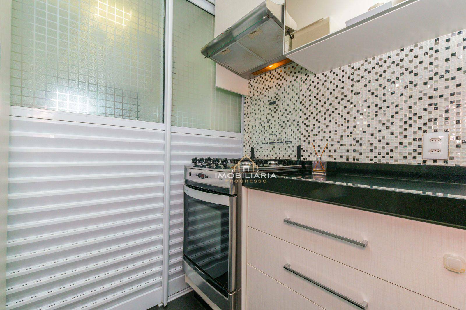 Apartamento para alugar com 3 quartos, 77m² - Foto 10