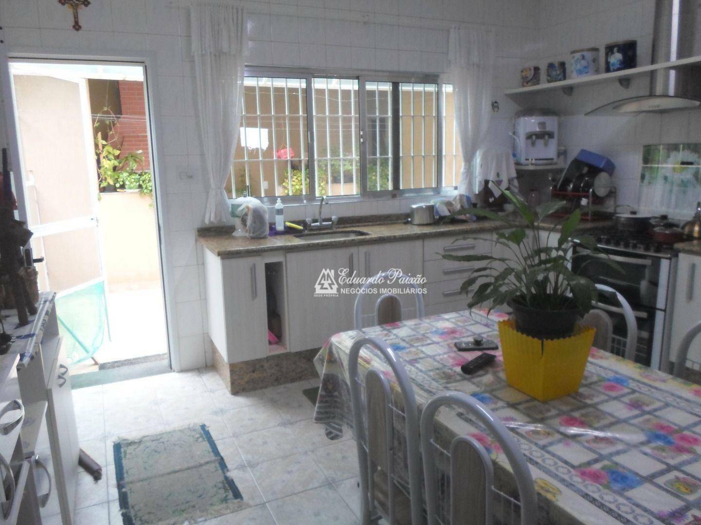 Sobrado à venda com 3 quartos, 240m² - Foto 19