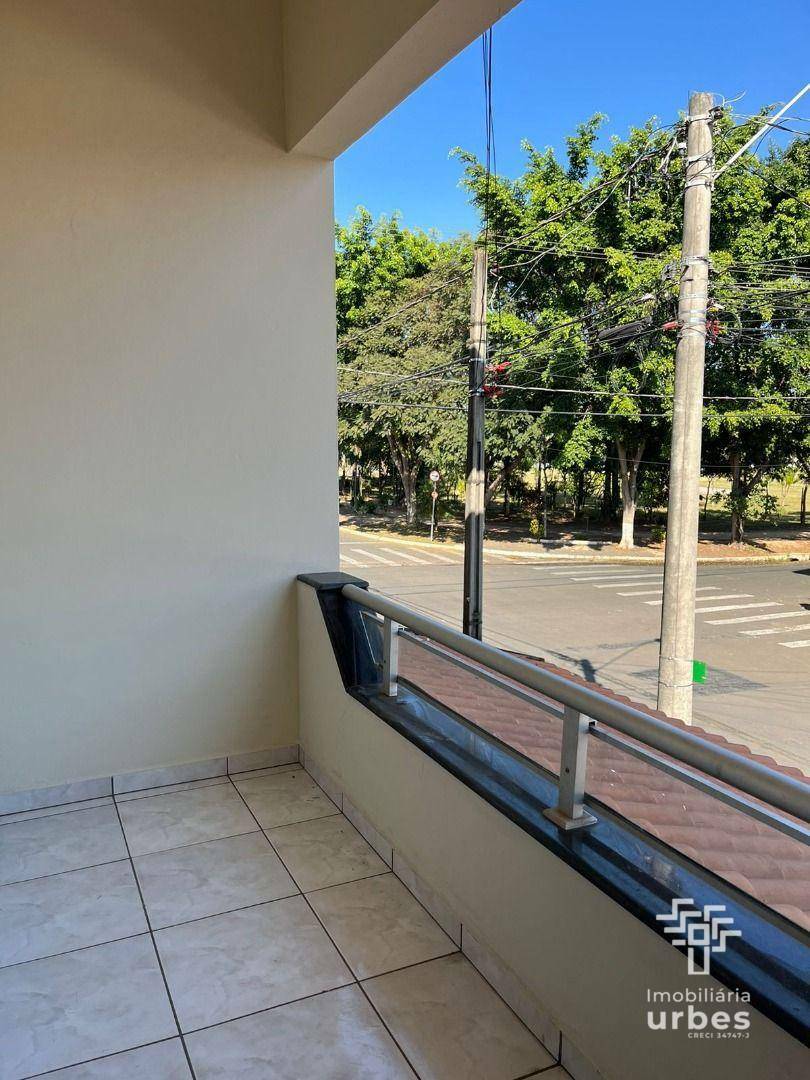 Casa para alugar com 3 quartos, 173m² - Foto 9