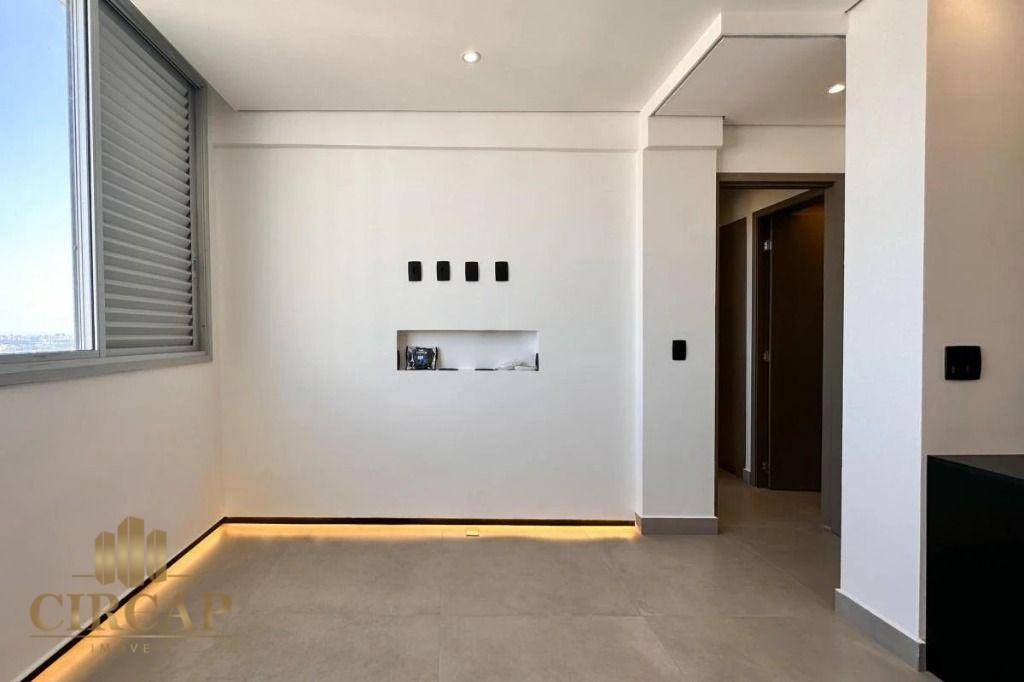 Apartamento à venda com 2 quartos, 70m² - Foto 9