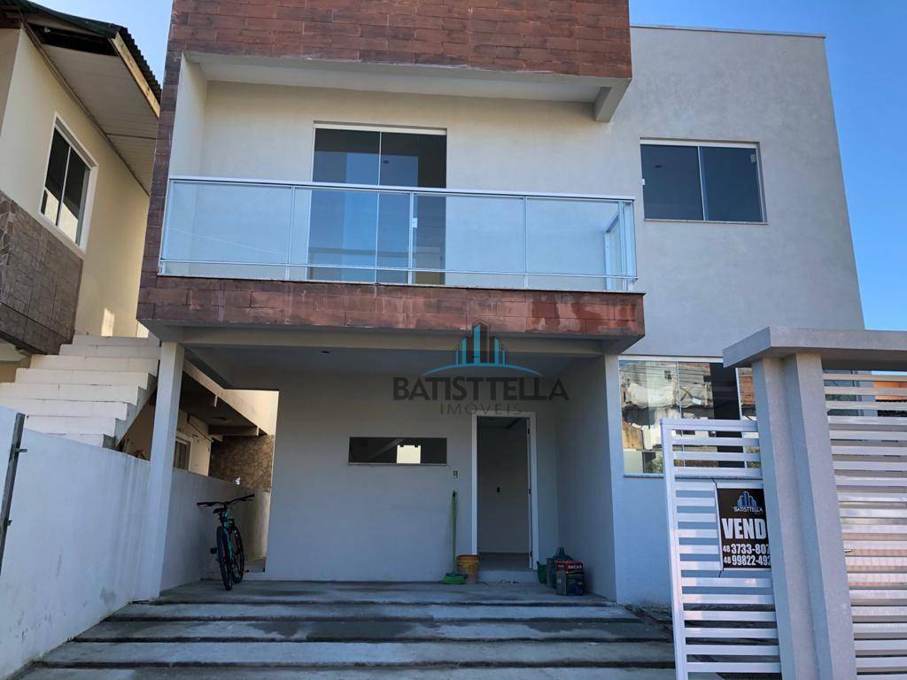 Sobrado à venda com 3 quartos, 108m² - Foto 1