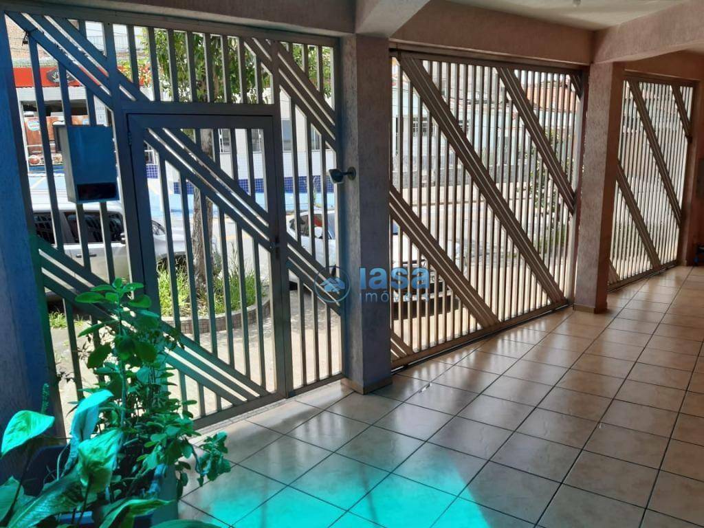 Sobrado à venda com 4 quartos, 300m² - Foto 43