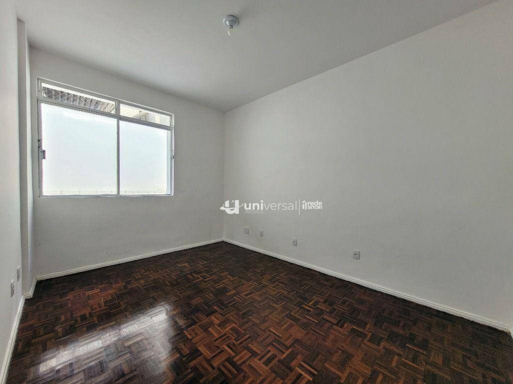 Apartamento à venda com 3 quartos, 118m² - Foto 7